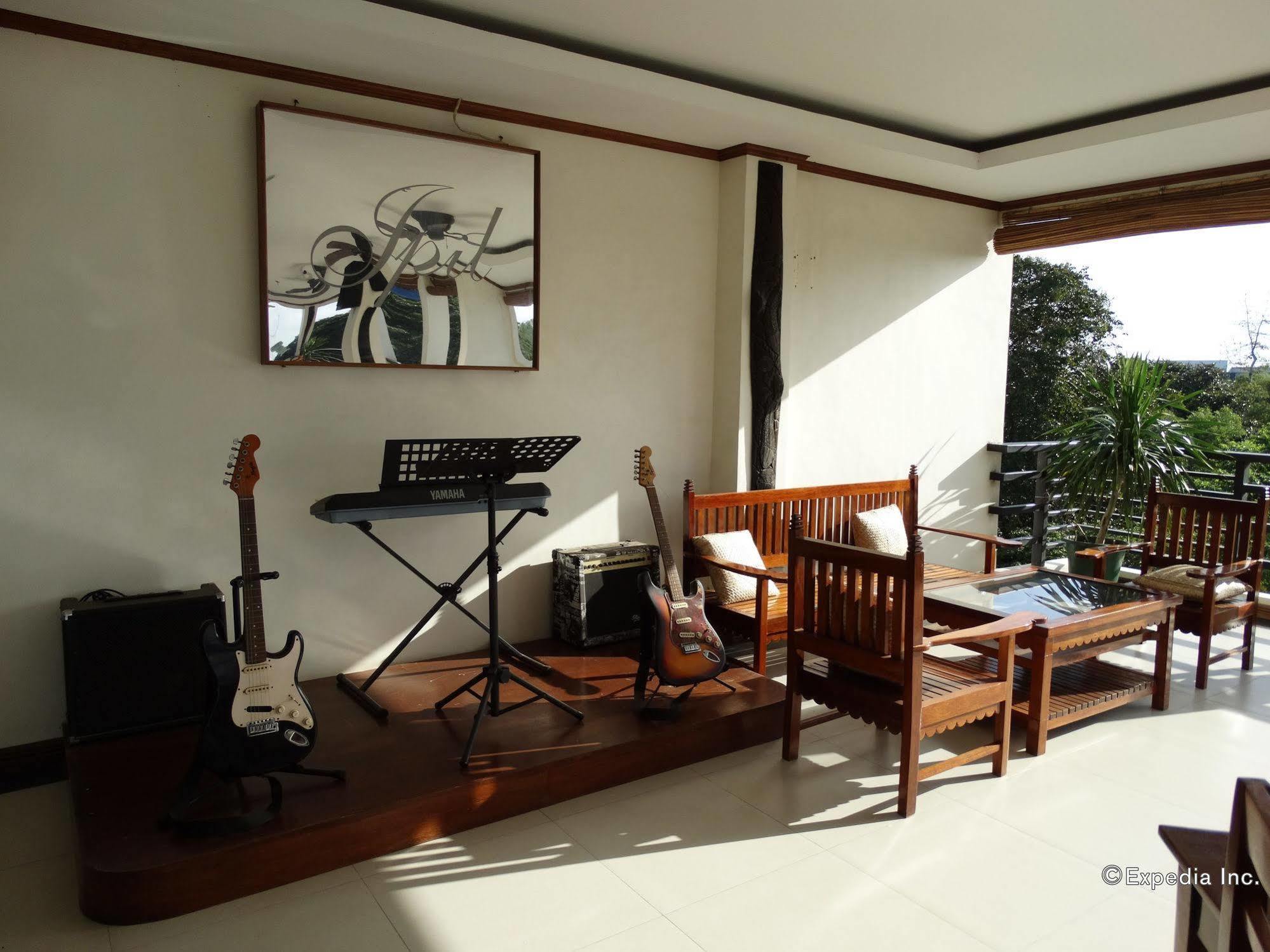 Ipil Suites Puerto Princesa Exteriör bild