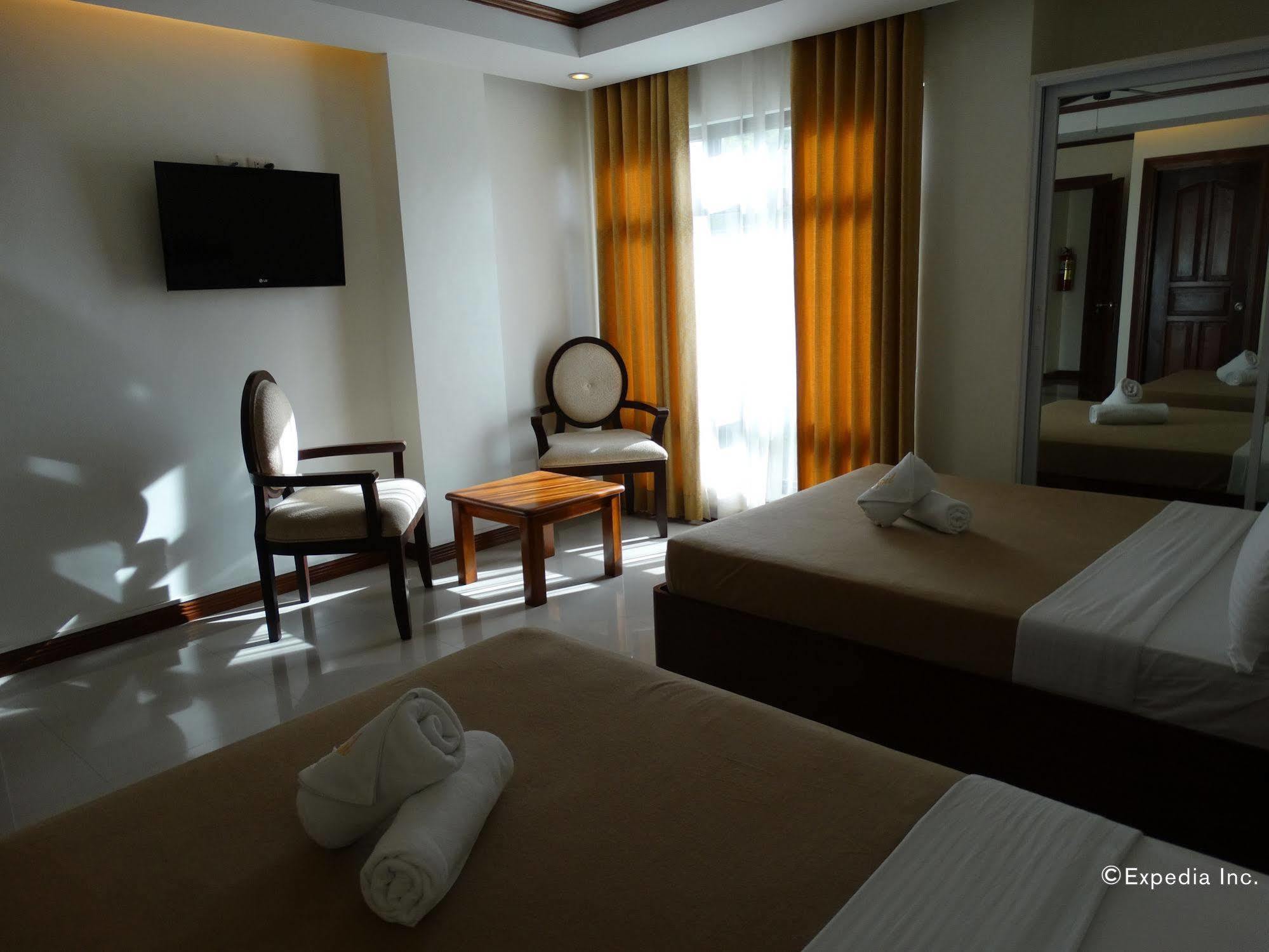 Ipil Suites Puerto Princesa Exteriör bild