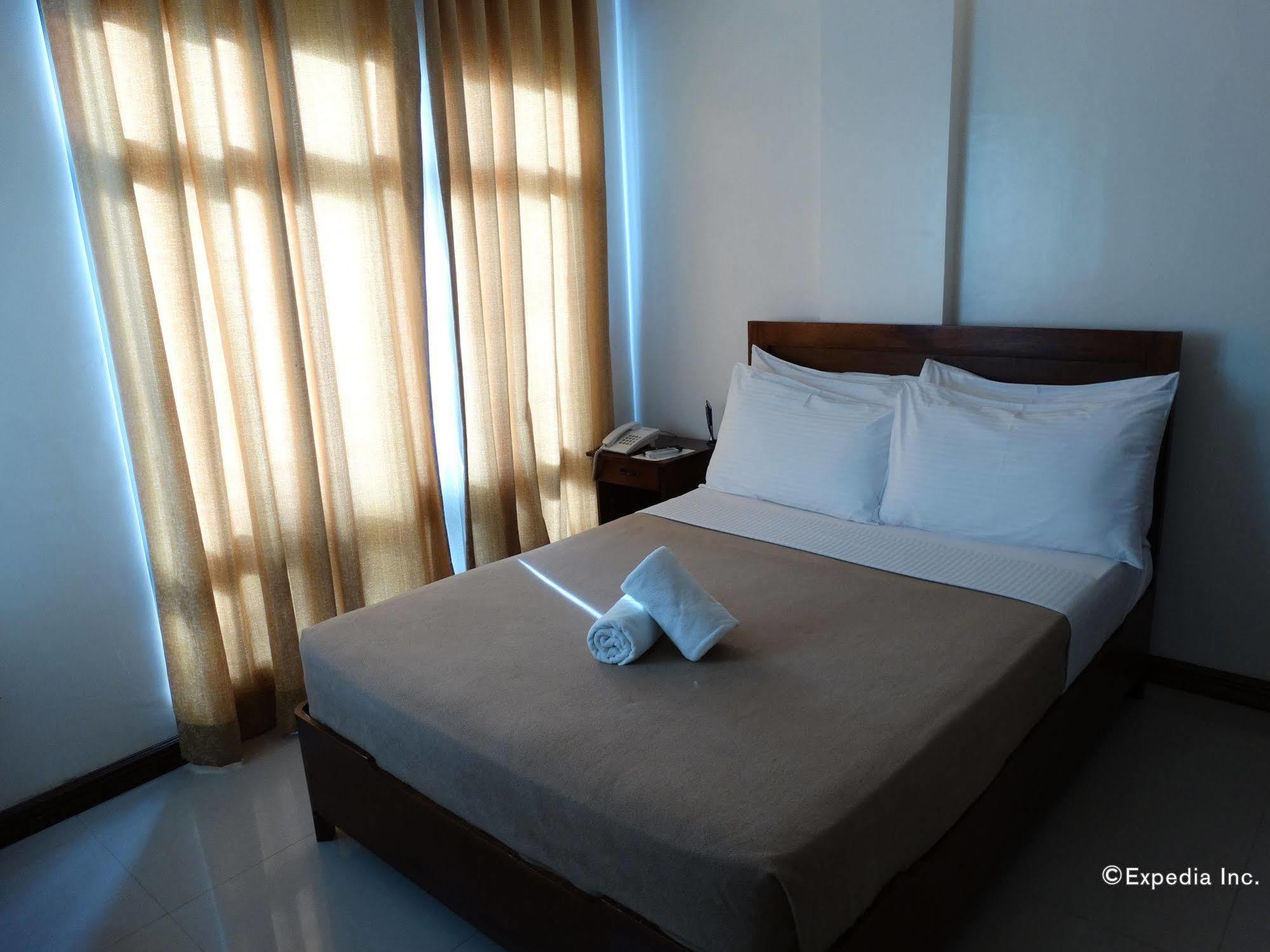Ipil Suites Puerto Princesa Exteriör bild