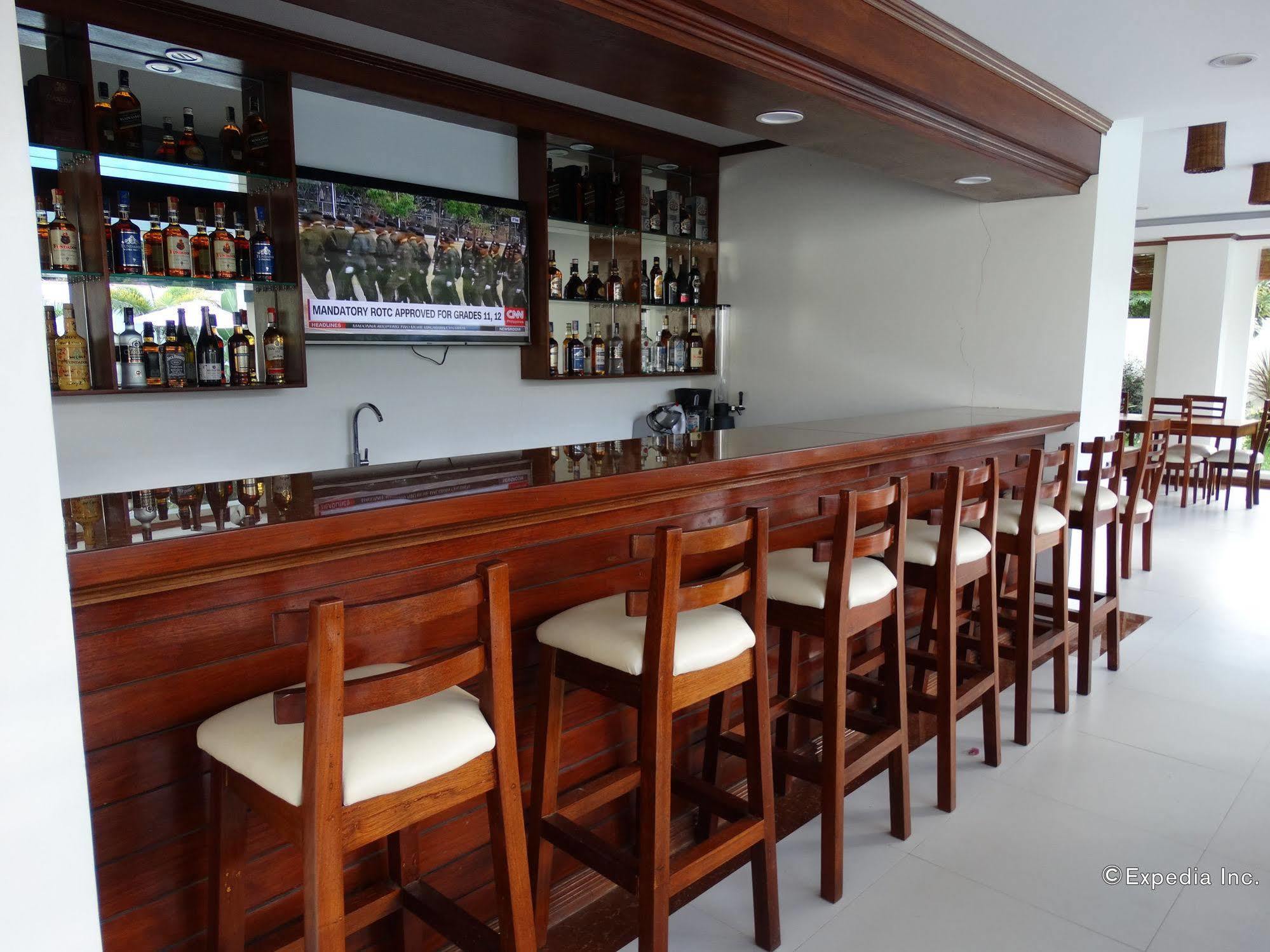 Ipil Suites Puerto Princesa Exteriör bild